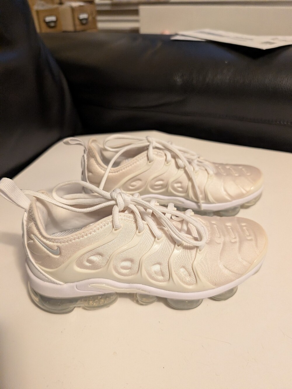 Nike Air VaporMax Plus Off-White/Sail Light Bone Size 4.5 New No Box Floor Model